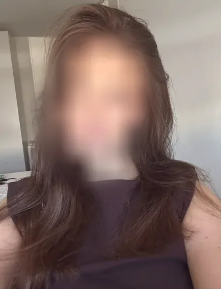 Agnes, 28