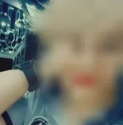 Ellie, 36