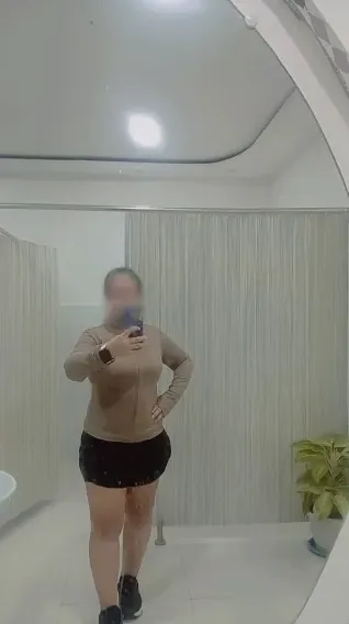 Esther, 40