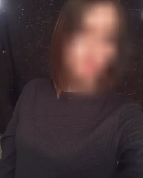 Helle, 24