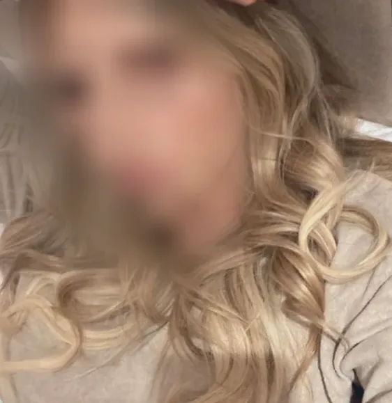 Katrine, 28
