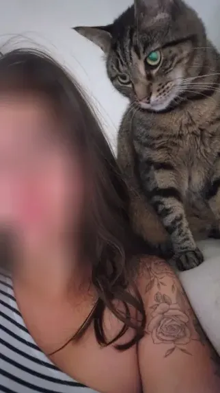 Luna, 28