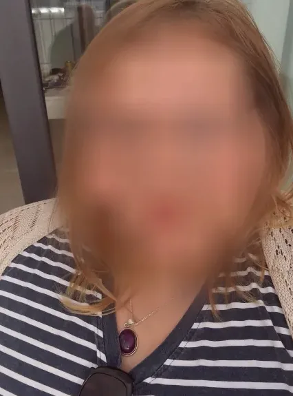Malou, 23
